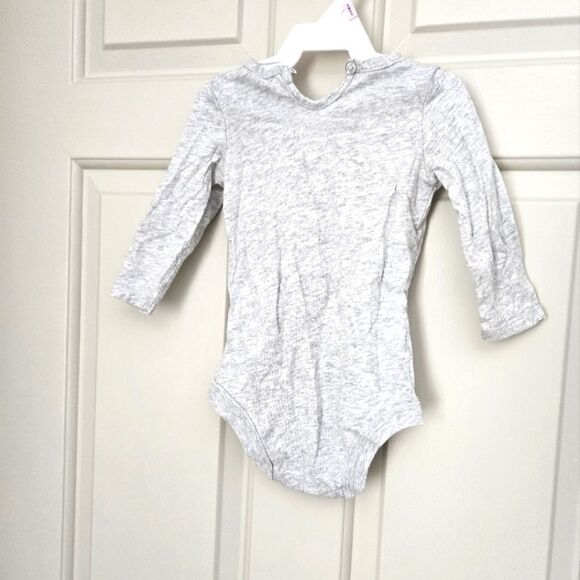 5/$10 George cotton long sleeve onesie - Picture 4 of 4